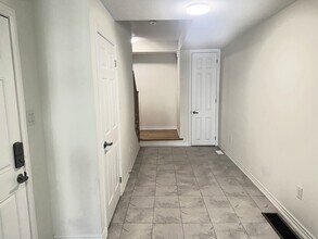 Elegant Townhouse With Functional Spaces ( in Markham, ON - Building Photo - Building Photo