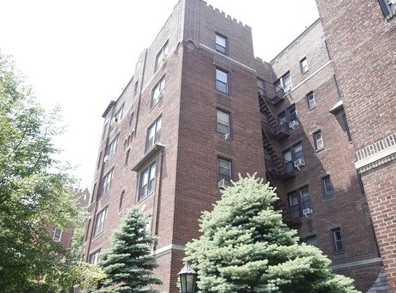 Beech Court in Jackson Heights, NY - Building Photo