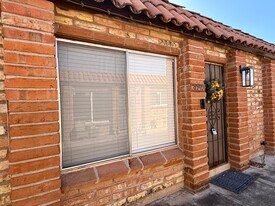 3052 N Cherry Ave in Tucson, AZ - Building Photo