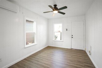 3001 Amboy St in Houston, TX - Building Photo - Building Photo