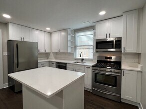 1957 W 23rd St in Chicago, IL - Building Photo - Building Photo