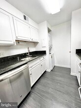 805 N Howard St in Alexandria, VA - Building Photo - Building Photo
