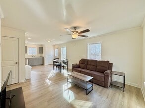 1710 Draper Rd in Chase City, VA - Building Photo - Building Photo