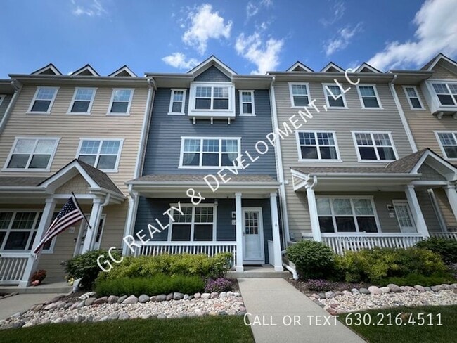 property at 54 Lakeview Pl