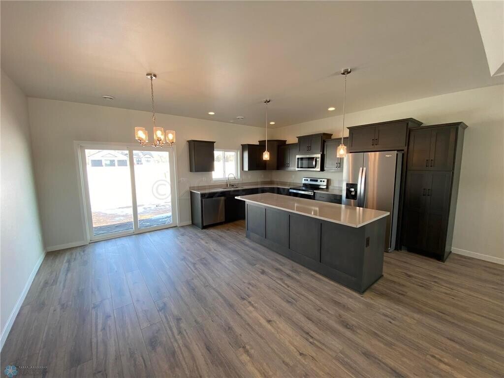 102 18TH St Rentals in Barnesville, MN