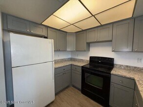 2951 Sir Hamilton Cir in Titusville, FL - Building Photo - Building Photo