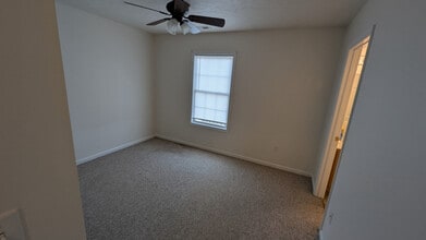 233 Telluride Drive in Broadway, VA - Building Photo - Building Photo