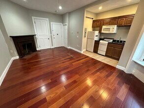 249 Newbury St, Unit 1 in Boston, MA - Building Photo - Building Photo