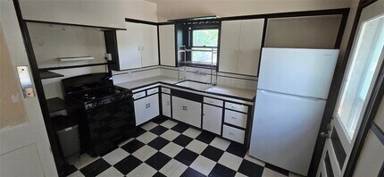 920 E 37th St in Austin, TX - Building Photo - Building Photo