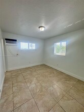 1085 SW 37th Ave in Miami, FL - Building Photo - Building Photo