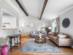 670 Treeside Dr, Unit SI ID1496072P in Akron, OH - Building Photo - Building Photo