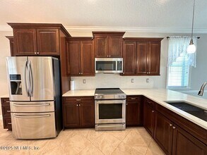 943 Hazeltine Ct in St. Augustine, FL - Building Photo - Building Photo