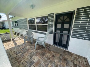 9950 52nd Terrace N in St. Petersburg, FL - Building Photo - Building Photo