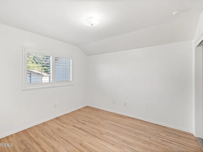 326 Longwood Ct in Thousand Oaks, CA - Building Photo - Building Photo