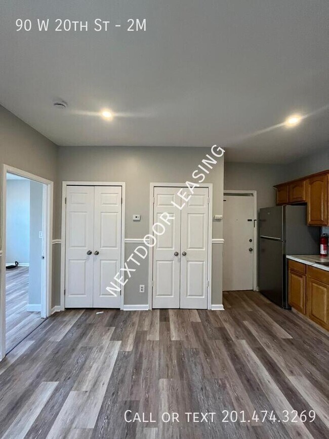 90 W 20th St in Bayonne, NJ - Building Photo - Building Photo