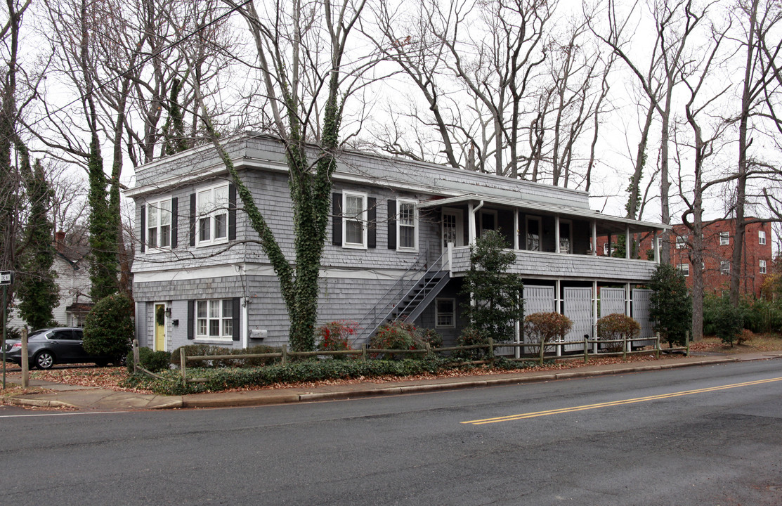 1 W Alexandria Ave in Alexandria, VA - Building Photo