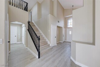 926 Dancing Vines Ave in Las Vegas, NV - Building Photo - Building Photo