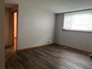 4743 SW 30th St in Topeka, KS - Building Photo - Building Photo