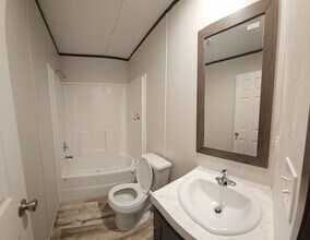 10130 State Hwy 64 in Tyler, TX - Building Photo - Building Photo