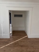 25 W Walnut St in Stockton, CA - Building Photo - Building Photo