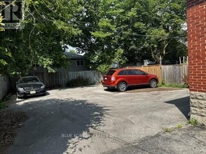 379 Wharncliffe Rd S in London, ON - Building Photo - Building Photo