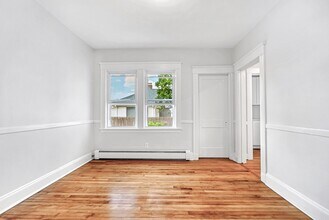 726 Highland Ave in Needham, MA - Building Photo - Building Photo