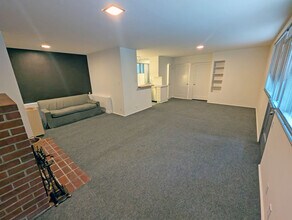 648 Kelton Ave, Unit 648 in Los Angeles, CA - Foto de edificio - Building Photo