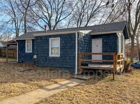 141 N Home Ave in Independence, MO - Building Photo