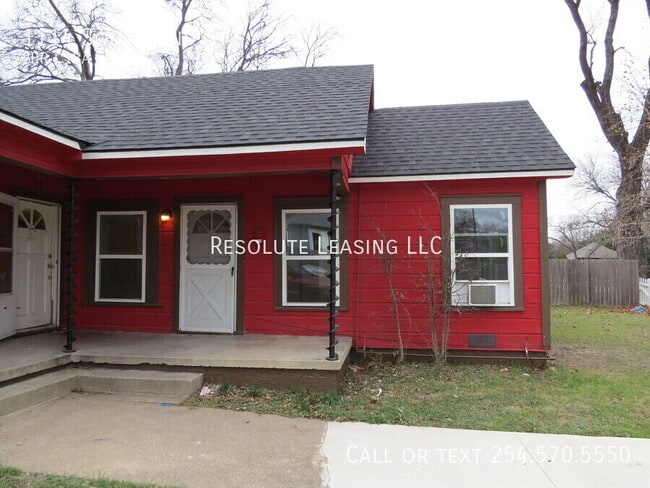 1114 S 2nd St in Temple, TX - Building Photo - Building Photo