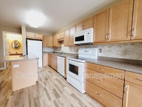 14934-14943 43 Ave NW in Edmonton, AB - Building Photo - Building Photo