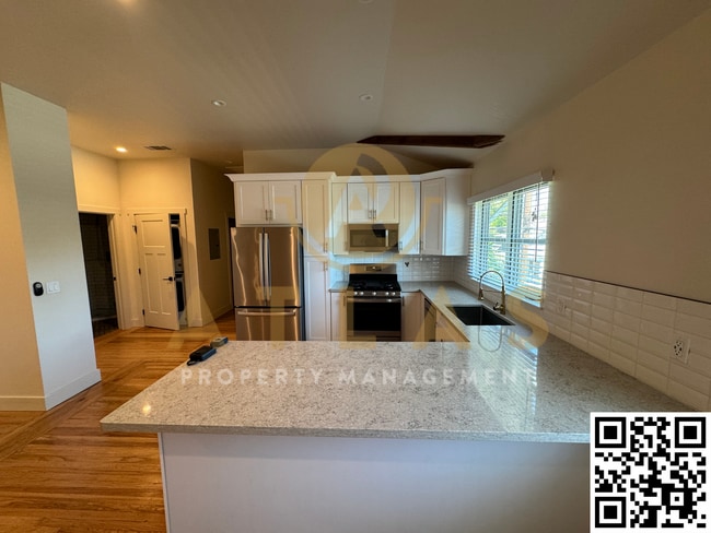 1237 Laurel St in Napa, CA - Building Photo - Building Photo