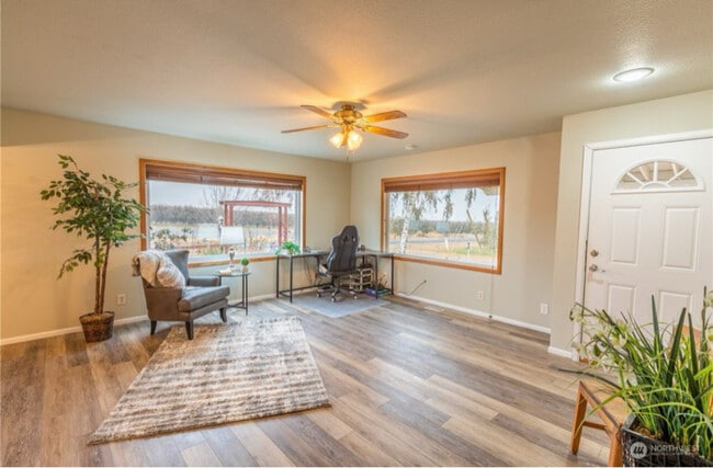 property at 21855 Rd 7 NW