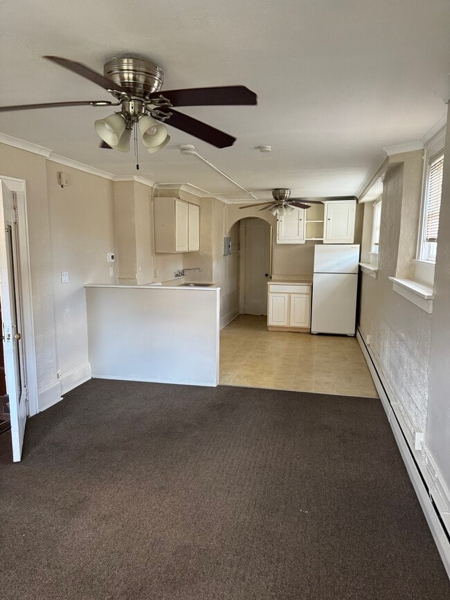 37 Chapel Rd, Unit 10