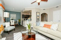 Elle at The Medical Center photo'