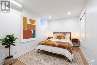 171 Parkside Dr in Toronto, ON - Building Photo - Building Photo