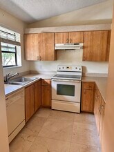 1606 Congressional Way in Deerfield Beach, FL - Building Photo - Building Photo