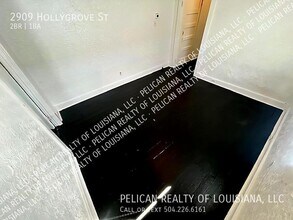 2909 Hollygrove St in New Orleans, LA - Building Photo - Building Photo