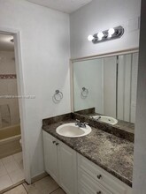 1221 SW 122nd Ave in Miami, FL - Building Photo - Building Photo