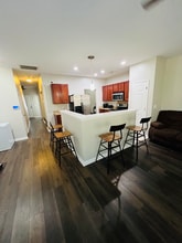 335 Flyway Rd in Goose Creek, SC - Foto de edificio - Building Photo