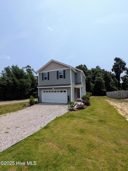 353 N Stephens St in Southern Pines, NC - Building Photo