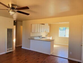 8158 McKinley Ave in Paramount, CA - Building Photo - Building Photo