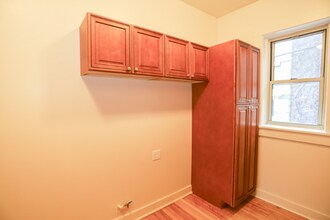 1201 W Waveland Ave, Unit 3 in Chicago, IL - Building Photo - Building Photo