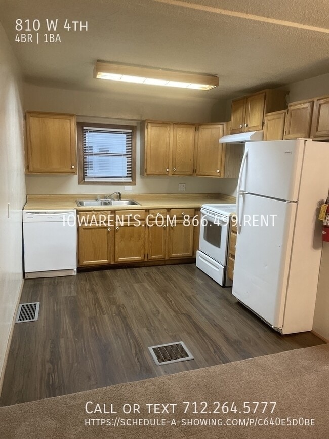 property at 810 W 4th St