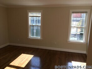 50 Townsend St, Unit 2 in Boston, MA - Building Photo - Building Photo