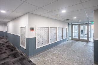 Hills on 36 in Edmonton, AB - Building Photo - Lobby