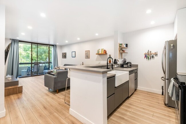 property at 4080 Via Marisol
