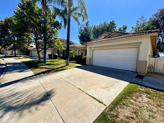 31898 Calle Ballentine in Temecula, CA - Building Photo - Building Photo
