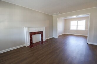 723 N Gary Pl in Tulsa, OK - Building Photo - Building Photo