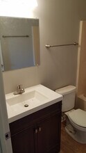 118A N Poole St in Ashland City, TN - Building Photo - Building Photo