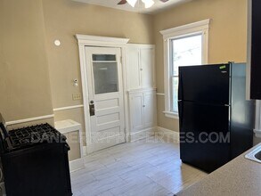 102 Melrose Ave in Toledo, OH - Building Photo - Building Photo